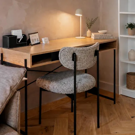 Stylish Center Escape- Where Modern Elegance Meets History Apartment