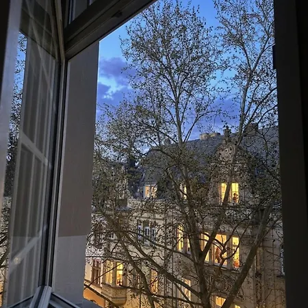 Stylish Center Escape- Where Modern Elegance Meets History Trier